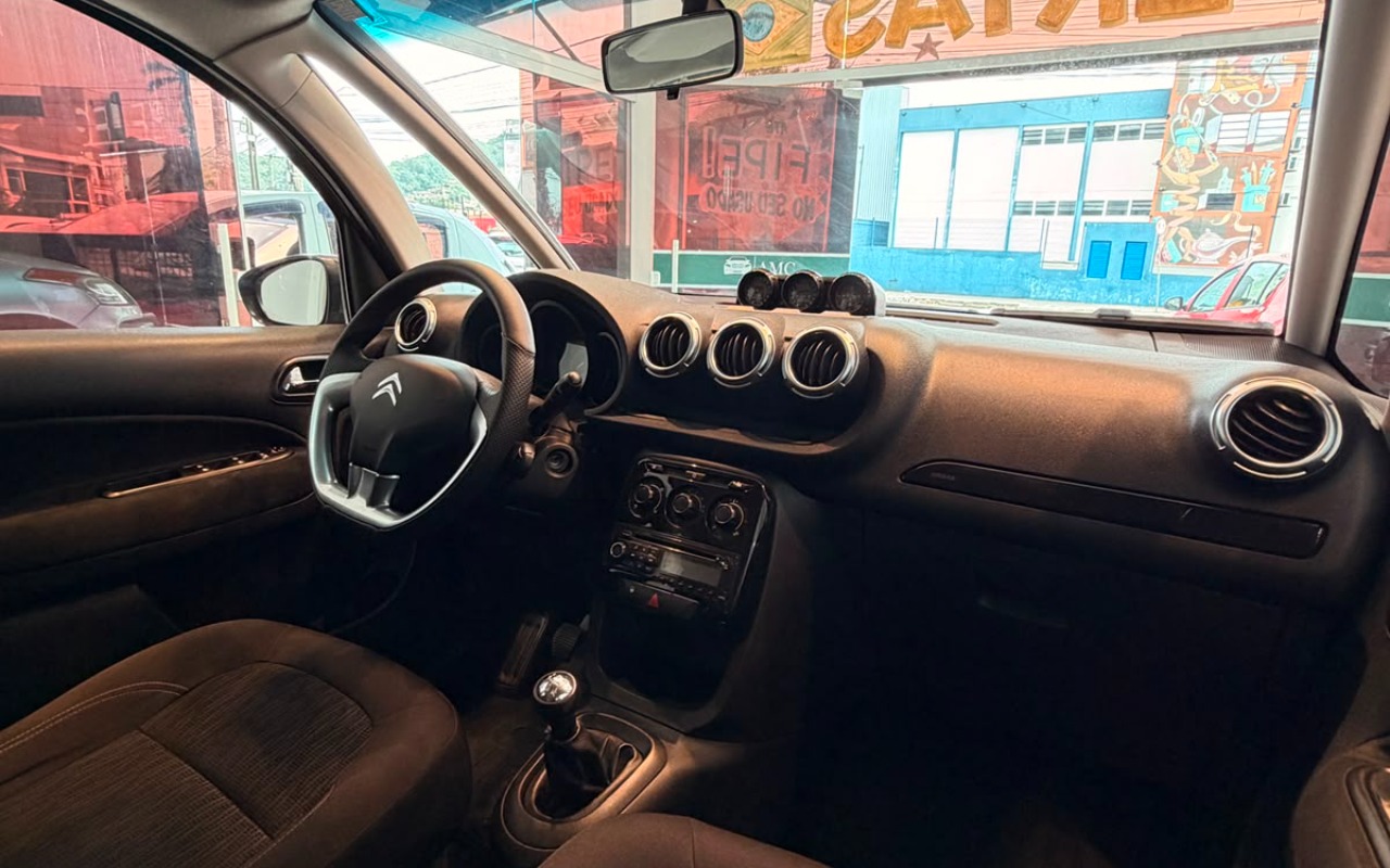 imagem-https://www.socarrao.com.br/sc-vehicle-images-prod/3017459/1785779439603-V2hhdHNBcHAgSW1hZ2UgMjAyNi0wOC0wMyBhdCAxMS40MC4zNyAoMikuanBlZw.jpeg