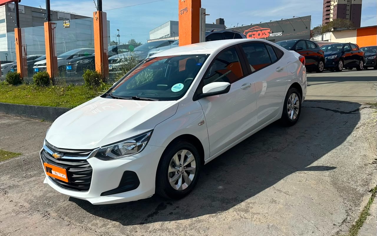 Chevrolet Onix 2023 Branco — foto 1 de 3