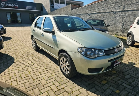 Fiat Palio 2010 Verde — foto 1 de 3