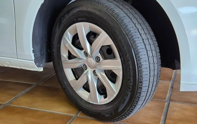 imagem-https://www.socarrao.com.br/sc-vehicle-images-prod/3017771/1789153332606-8321295_10_B_ade553e44b.jpeg