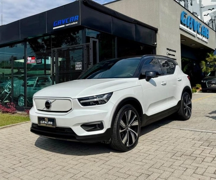 Volvo XC40 Pure (Elétrico) 2022 Branco — foto 1 de 3