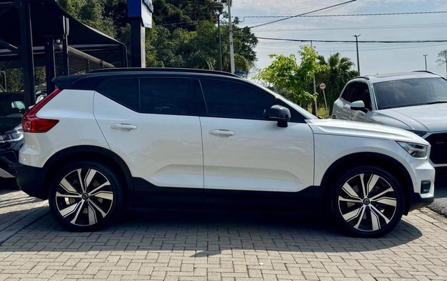 imagem-https://www.socarrao.com.br/sc-vehicle-images-prod/3017983/1789415924560-8343393_8_B_d2e663705b.jpeg