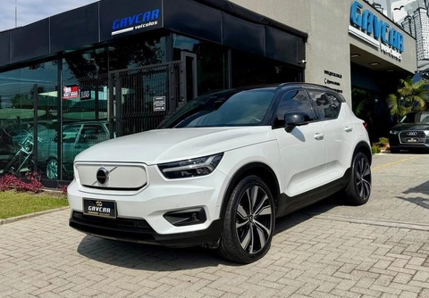 Volvo XC40 Pure (Elétrico) 2022 Branco — foto 1 de 3