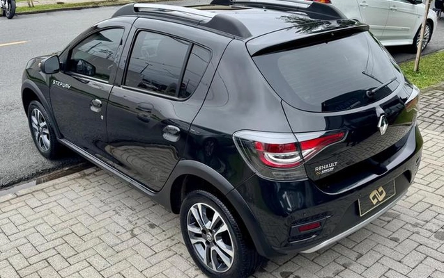 imagem-https://www.socarrao.com.br/sc-vehicle-images-prod/3018283/1789415945181-8321280_10_B_ce56f6405e.jpeg