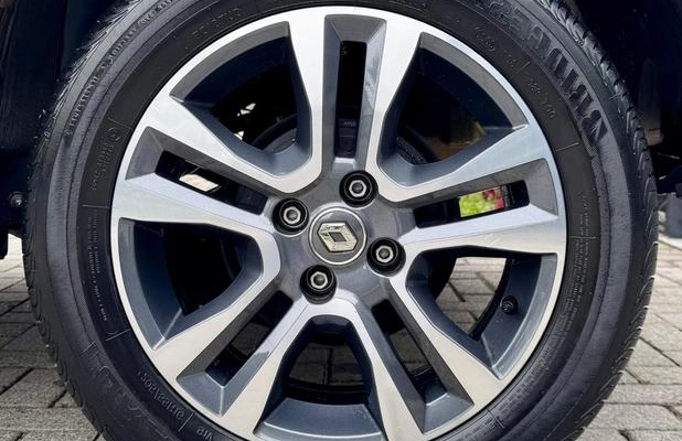 imagem-https://www.socarrao.com.br/sc-vehicle-images-prod/3018283/1790282424162-8321280_3_B_00a2763213.jpeg