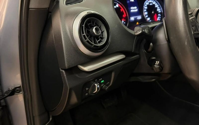 imagem-https://www.socarrao.com.br/sc-vehicle-images-prod/3018400/1791472026498-8153496_1_B_d99620b6e5.jpeg