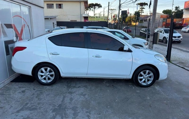 imagem-https://www.socarrao.com.br/sc-vehicle-images-prod/3018482/1787166923203-8234016_9_B_a06c6a7088.jpeg