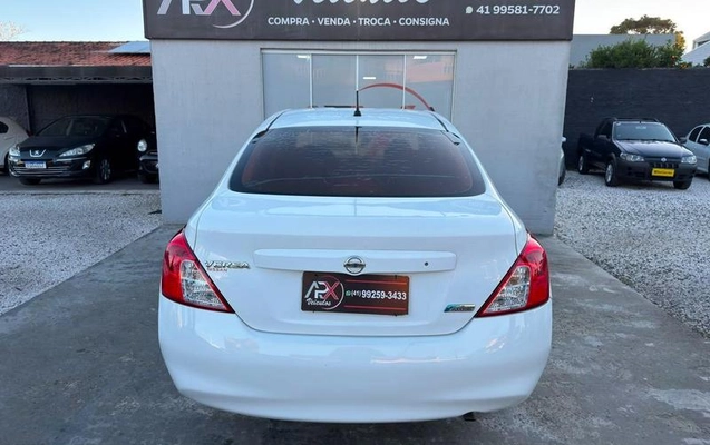 imagem-https://www.socarrao.com.br/sc-vehicle-images-prod/3018482/1787166923208-8234016_6_B_77766a46c1.jpeg
