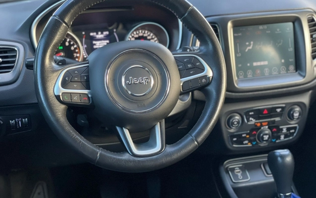 imagem-https://www.socarrao.com.br/sc-vehicle-images-prod/3018520/1785782652039-SU1HXzI0OTUuanBlZw.jpeg
