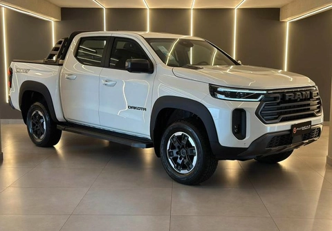 Ram DAKOTA 2026 Branco — foto 1 de 3