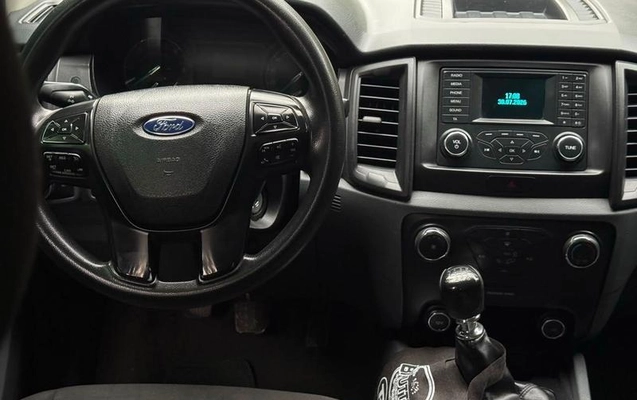 imagem-https://www.socarrao.com.br/sc-vehicle-images-prod/3019134/1789675205056-8344125_9_B_106671196d.jpeg