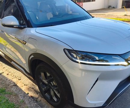 Byd Yuan Pro (Elétrico) 2025 Prata — foto 1 de 3