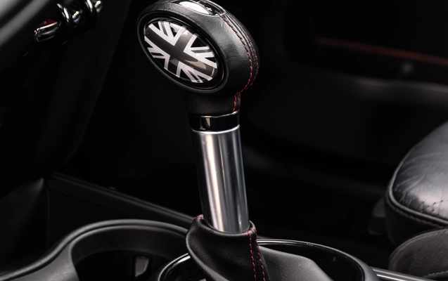 imagem-https://www.socarrao.com.br/sc-vehicle-images-prod/3019354/1785785098699-SU1HXzkwNjcuanBn.jpg