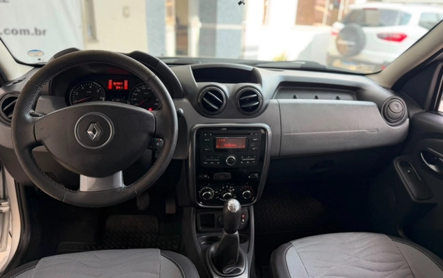 imagem-https://www.socarrao.com.br/sc-vehicle-images-prod/3019358/1785785102517-EdmGpgdlqeP8lTx1DMlxShDkvS73FUm4.jpg