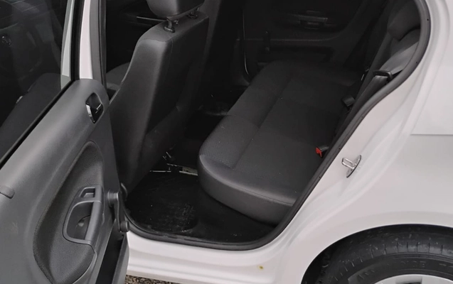 imagem-https://www.socarrao.com.br/sc-vehicle-images-prod/3019388/1785785257347-V2hhdHNBcHAgSW1hZ2UgMjAyNi0wNi0wOCBhdCAxNy4xOS40NyAoMSkuanBlZw.jpeg