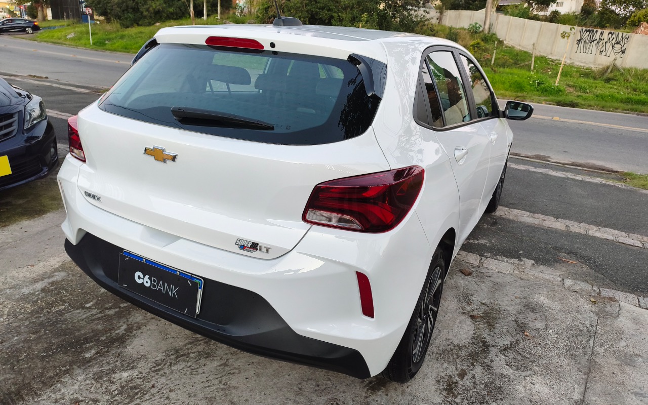 imagem-https://www.socarrao.com.br/sc-vehicle-images-prod/3019416/1785804563247-YmNlYmM5MWYtZjExYi00ZmI1LTkzNzctNTQzZDhkZDVmZjViLmpwZWc.jpeg