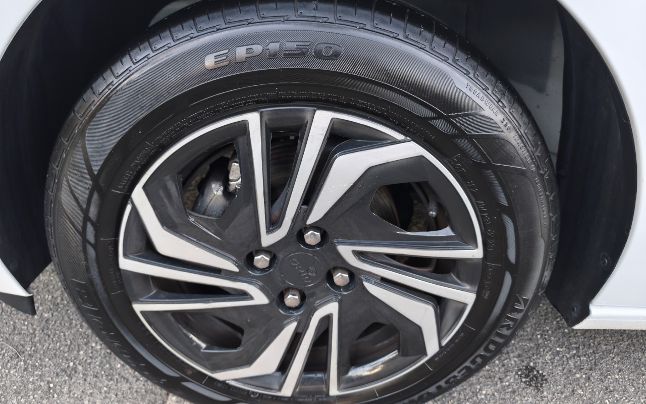 imagem-https://www.socarrao.com.br/sc-vehicle-images-prod/3019416/1785804563441-NzIwYTk0MWItZjZlZS00NThjLWE4NDAtNzEyYTg5MGNkMGFjLmpwZWc.jpeg