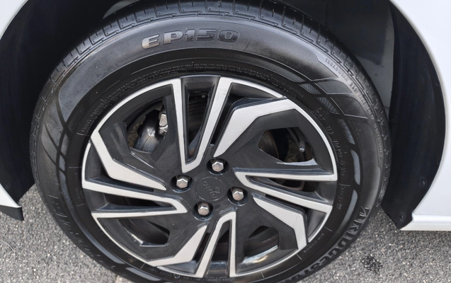 imagem-https://www.socarrao.com.br/sc-vehicle-images-prod/3019416/1785804563441-NzIwYTk0MWItZjZlZS00NThjLWE4NDAtNzEyYTg5MGNkMGFjLmpwZWc.jpeg