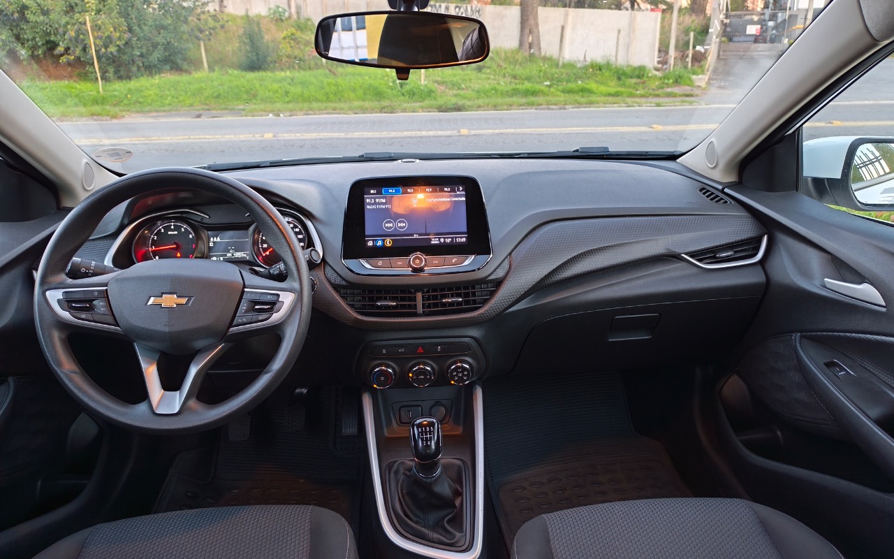 imagem-https://www.socarrao.com.br/sc-vehicle-images-prod/3019416/1785804563725-NzE0N2FmMWMtM2U5Yi00ZWRjLWFkYWMtMGYyZDVmMWE4MGM1LmpwZWc.jpeg