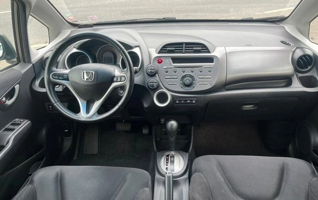 imagem-https://www.socarrao.com.br/sc-vehicle-images-prod/3019752/1785935364450-8323604_8_B_364ca0fe89.jpeg