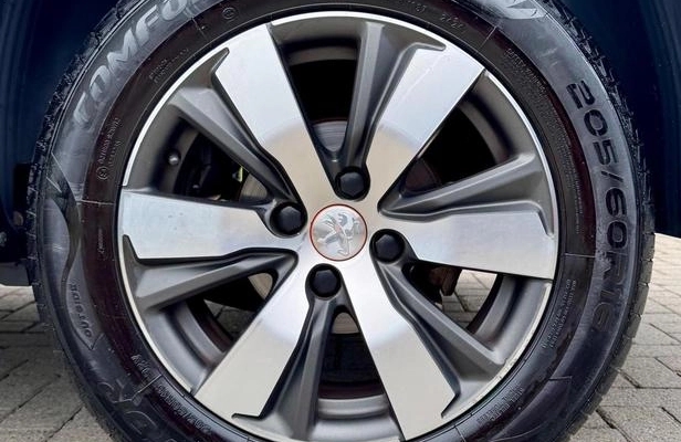 imagem-https://www.socarrao.com.br/sc-vehicle-images-prod/3019788/1789415837184-8344352_11_B_8fe9d3785c.jpeg