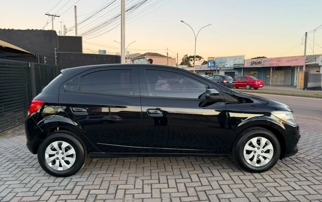 imagem-https://www.socarrao.com.br/sc-vehicle-images-prod/3019809/1785786609801-V2hhdHNBcHAgSW1hZ2UgMjAyNi0wNy0zMSBhdCAxNy41My41MSAoMikuanBlZw.jpeg