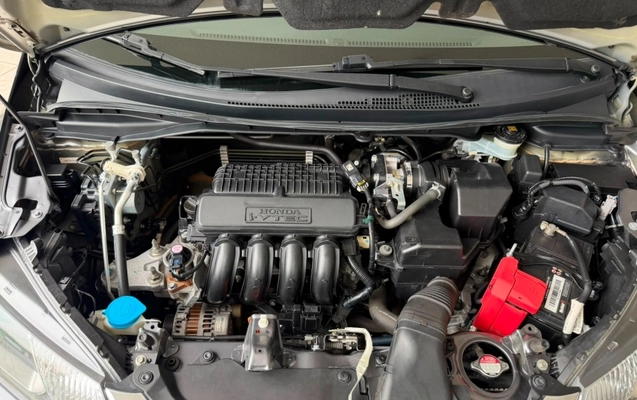 imagem-https://www.socarrao.com.br/sc-vehicle-images-prod/3019893/1785786866245-bC9J59fq3xFTdtdM85TNvXWjgXoPXQ9Z.jpg