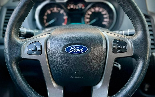 imagem-https://www.socarrao.com.br/sc-vehicle-images-prod/3019951/1789824652996-gb-cfb1c47.jpg