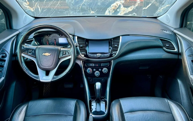 imagem-https://www.socarrao.com.br/sc-vehicle-images-prod/3019980/1789649933730-gb-87ae88a.jpg