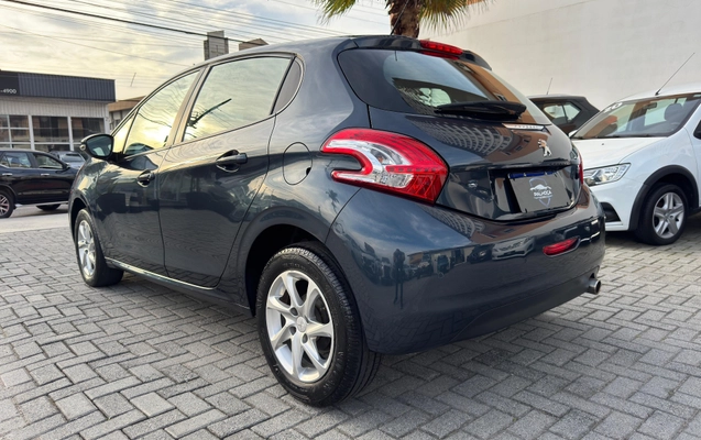imagem-https://www.socarrao.com.br/sc-vehicle-images-prod/3019991/1787663207854-0c84e72415c84a58afb3ff2cab519561_1785787024303.jpg