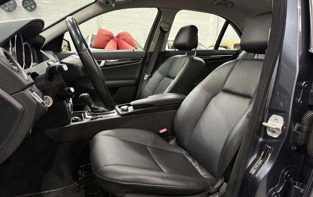 imagem-https://www.socarrao.com.br/sc-vehicle-images-prod/3020002/1785787100378-vehicle_image_1785767520_b7f3f3476a8e1d465a5a33cdf80e4010.jpeg