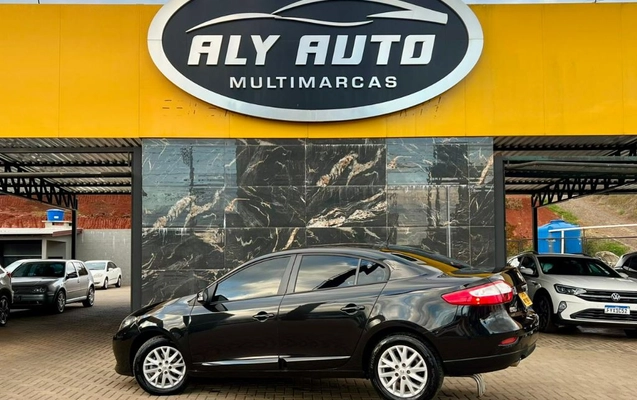 imagem-https://www.socarrao.com.br/sc-vehicle-images-prod/3020076/1789649951696-gb-0e14bea.jpg