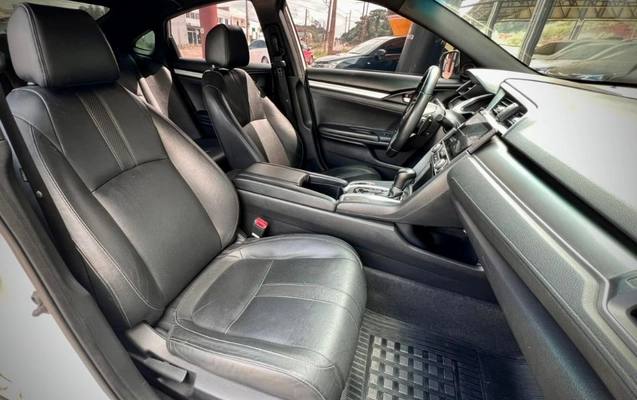 imagem-https://www.socarrao.com.br/sc-vehicle-images-prod/3020120/1789824660216-gb-70eecb9.jpg