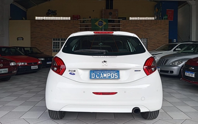 imagem-https://www.socarrao.com.br/sc-vehicle-images-prod/3020143/1785787625570-vehicle_image_1785787535_def38f5c8d5fc77836ad5d374e376aba.jpeg