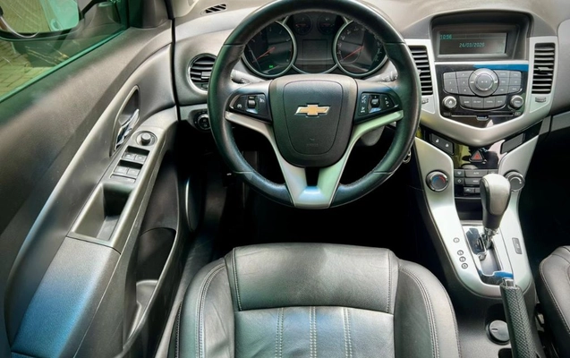 imagem-https://www.socarrao.com.br/sc-vehicle-images-prod/3020177/1787247928915-gb-bdbb4f5.jpg