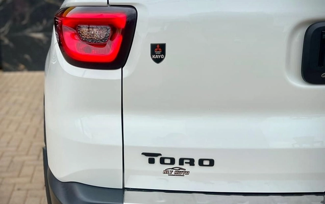 imagem-https://www.socarrao.com.br/sc-vehicle-images-prod/3020182/1789824671976-gb-e9f42b7.jpg
