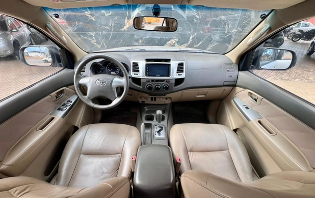 imagem-https://www.socarrao.com.br/sc-vehicle-images-prod/3020215/1789824642562-gb-796a4d2.jpeg