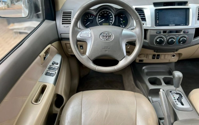 imagem-https://www.socarrao.com.br/sc-vehicle-images-prod/3020215/1789824642565-gb-59cad5c.jpeg