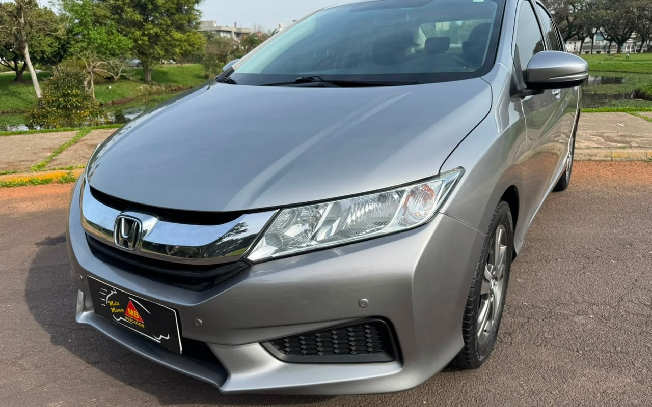 Honda City 2015 Cinza — foto 1 de 3