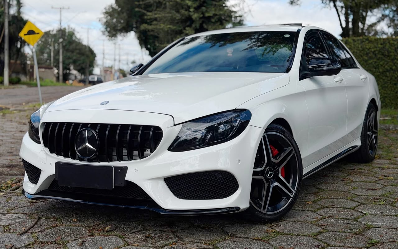 Mercedes-Benz C-250 2016 Branco — foto 1 de 3