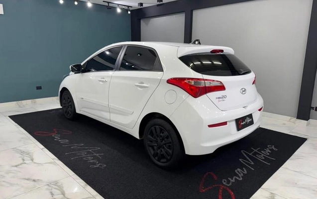 imagem-https://www.socarrao.com.br/sc-vehicle-images-prod/3020379/1789498443502-8341723_7_B_e8c3b2fd76.jpeg