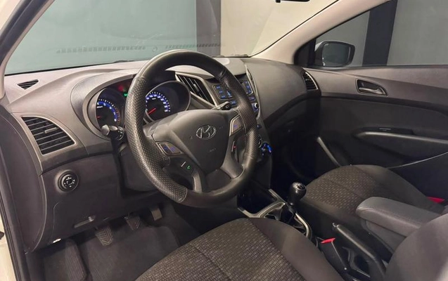 imagem-https://www.socarrao.com.br/sc-vehicle-images-prod/3020379/1789498443507-8341723_12_B_c461266e2b.jpeg