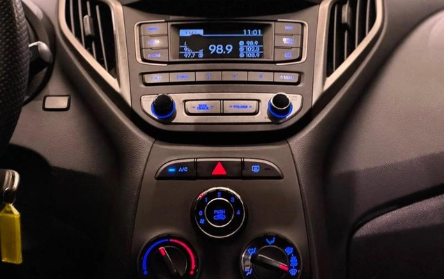imagem-https://www.socarrao.com.br/sc-vehicle-images-prod/3020379/1789498443514-8341723_18_B_d5d19523bf.jpeg