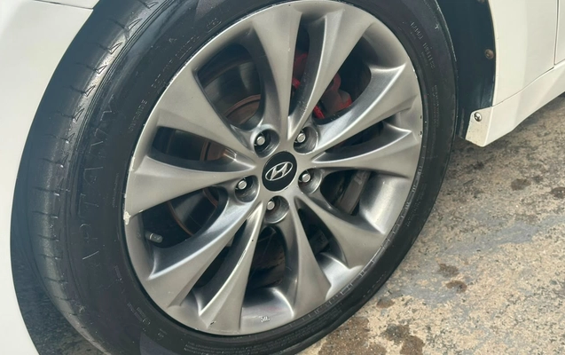 imagem-https://www.socarrao.com.br/sc-vehicle-images-prod/3020709/1785789497811-V2hhdHNBcHAgSW1hZ2UgMjAyNi0wOC0wMyBhdCAxNi4yMS4xMy5qcGVn.jpeg