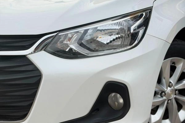 imagem-https://www.socarrao.com.br/sc-vehicle-images-prod/3020735/1788010229859-8340854_11_B_0b08be817b.jpeg