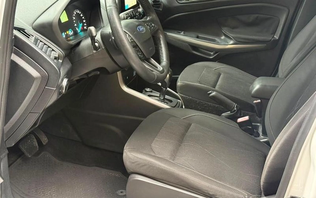 imagem-https://www.socarrao.com.br/sc-vehicle-images-prod/3020877/1787763871680-8300045_8_B_b3073b9d7b.jpeg