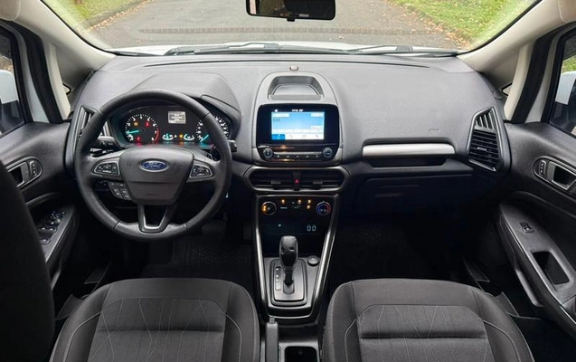 imagem-https://www.socarrao.com.br/sc-vehicle-images-prod/3020877/1787763871682-8300045_9_B_1d9c1a1589.jpeg