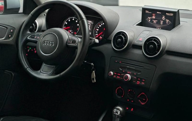 imagem-https://www.socarrao.com.br/sc-vehicle-images-prod/3021032/1788534018632-8344738_16_B_a8449880c8.jpeg