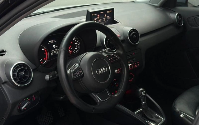 imagem-https://www.socarrao.com.br/sc-vehicle-images-prod/3021032/1788534018635-8344738_10_B_9d4730f576.jpeg