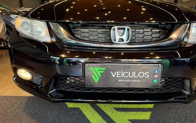 imagem-https://www.socarrao.com.br/sc-vehicle-images-prod/3021076/1789567213061-8344871_18_B_f6a5803808.jpeg